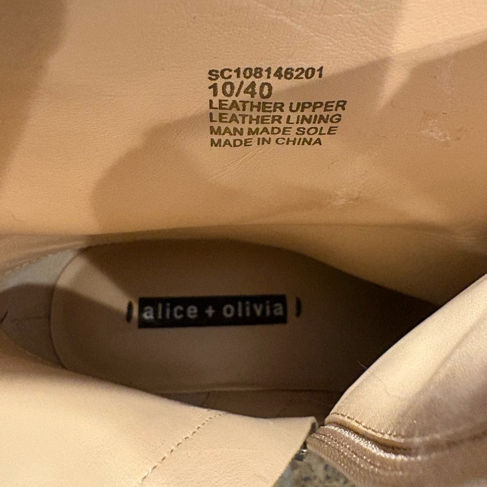 Alice + Olivia Combat Moto Boots Hali Lug Heel Beige Almond Gold 40 US 10 - Picture 3 of 11